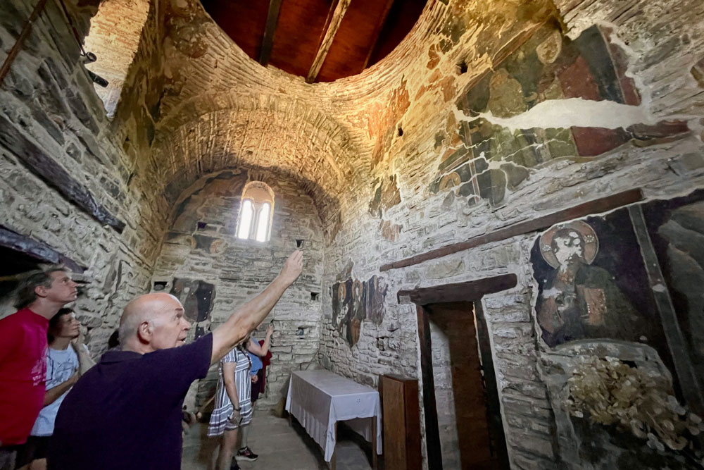 Kokkini Ekklisia (Red Church), Vourgareli. Guided tour, Kostas Aggelis